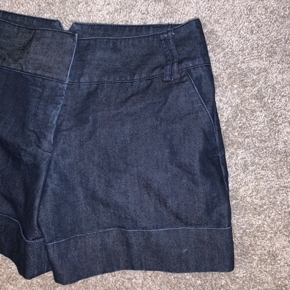 Express Dark Blue Jean shorts size 2 - Picture 6 of 11